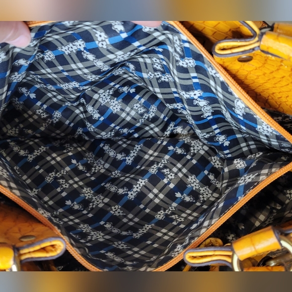 Jessica Simpson Croc Embossed Bag & Wallet- STUFF THE BAG ITEM 1-20 - Picture 11 of 15